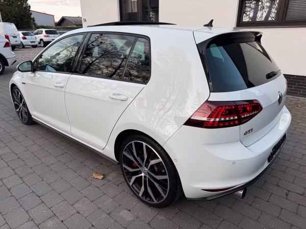 Vw Golf 7*GTI*Performance*Pano*Dsg*Tüv-Neu*Garantie.Shz*Led – Bild 7