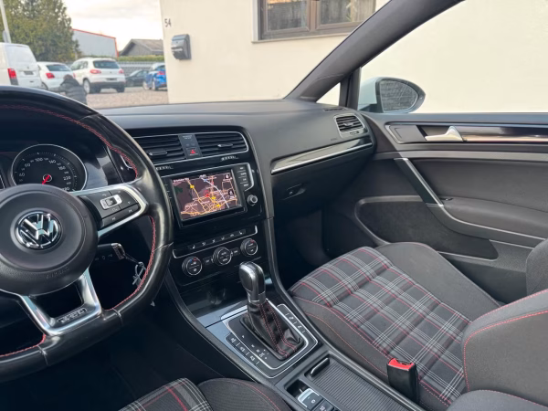Vw Golf 7*GTI*Performance*Pano*Dsg*Tüv-Neu*Garantie.Shz*Led – Bild 9