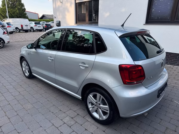 Vw Polo 1.2 TSI*Klima*Allwetterreifen*Garantie*1-Hand*Tüv*Shz – Bild 2