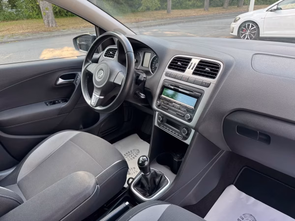 Vw Polo 1.2*Klima*Allwetterreifen*Garantie*Sitzheizung – Bild 3