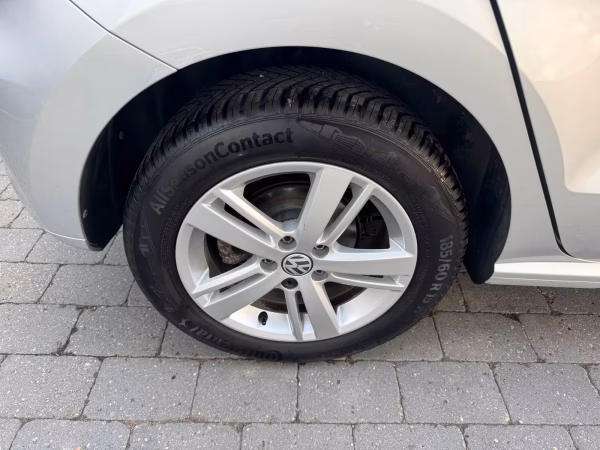 Vw Polo 1.2 TSI*Klima*Allwetterreifen*Garantie*1-Hand*Tüv*Shz – Bild 7