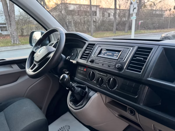 Vw T6 Transporter 2.0 TDI Kasten*1-Hand*Allwetterreifen – Bild 5